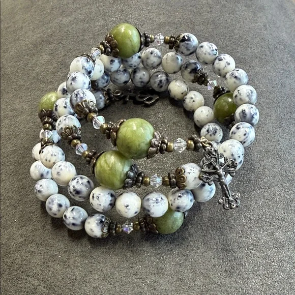 Connemara Marble Rosary Wrap Bracelet w/celtic cross - Picture 3 of 6